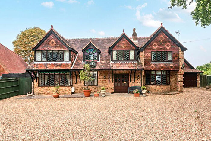 6 Bedroom Detached House For Sale In Arbor Lane, Winnersh, Wokingham, RG41