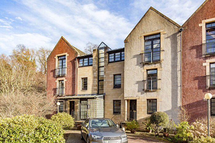 2 Bedroom Flat For Sale In / Coltbridge Millside, Murrayfield, Edinburgh, EH12