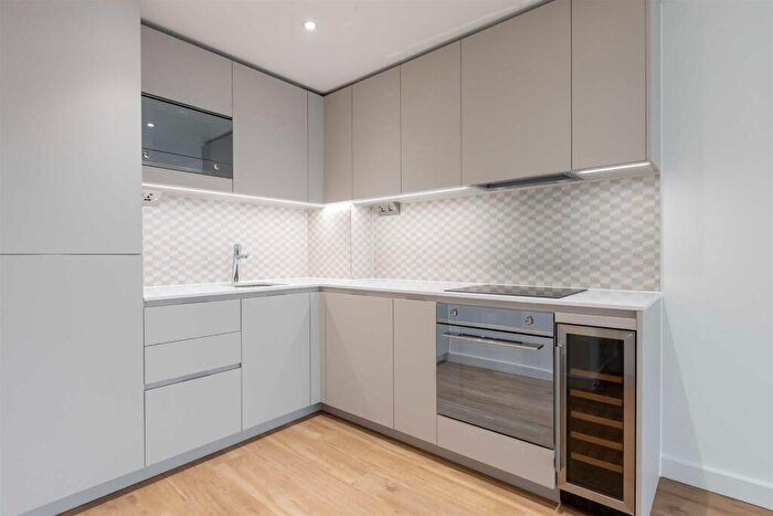 1 Bedroom Flat To Rent In Caversham Road, Colindale, NW9