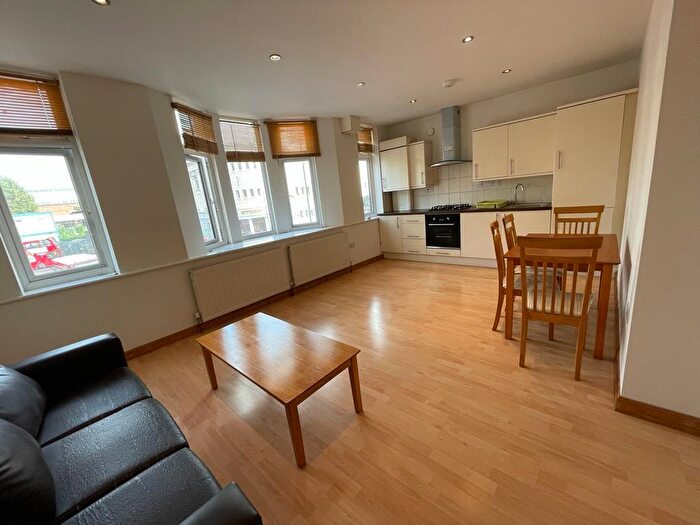 1 Bedroom Apartment To Rent In North End Road, London, NW11