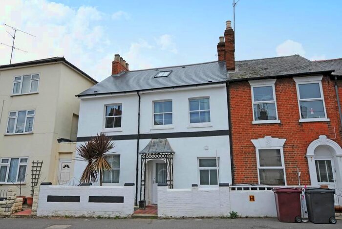 4 Bedroom Terraced House To Rent In Reading, Berkshire, RG1