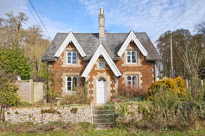 3 Bedroom Semi-Detached House For Sale In Quebec Road, Dereham, NR19