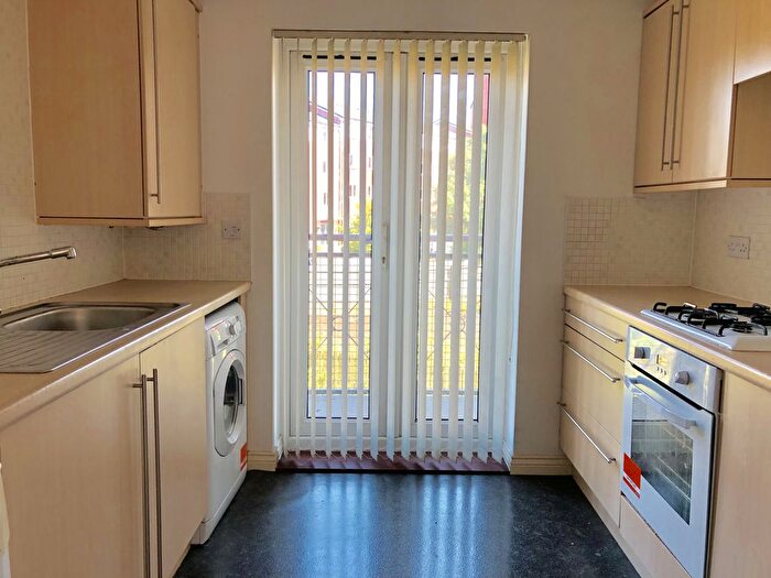 2 Bedroom Property To Rent In Templars Court, Nottingham, NG7