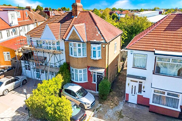 3 Bedroom Semi-Detached House For Sale In Warham Road, Harrow, HA3