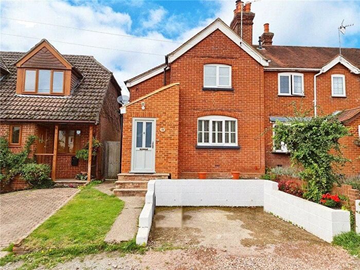 2 Bedroom End Terrace House For Sale In Brooklands Road, Farnham, Surrey, GU9