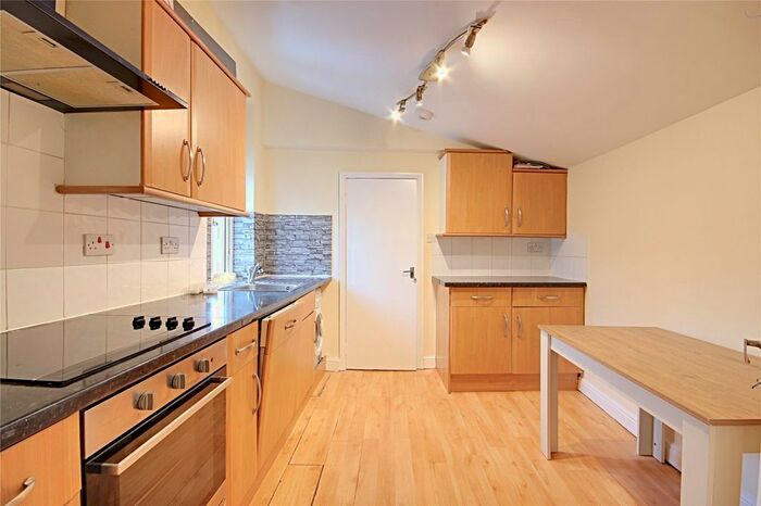 1 Bedroom Flat To Rent In King Edward Road, Waltham Cross, Hertfordshire, EN8