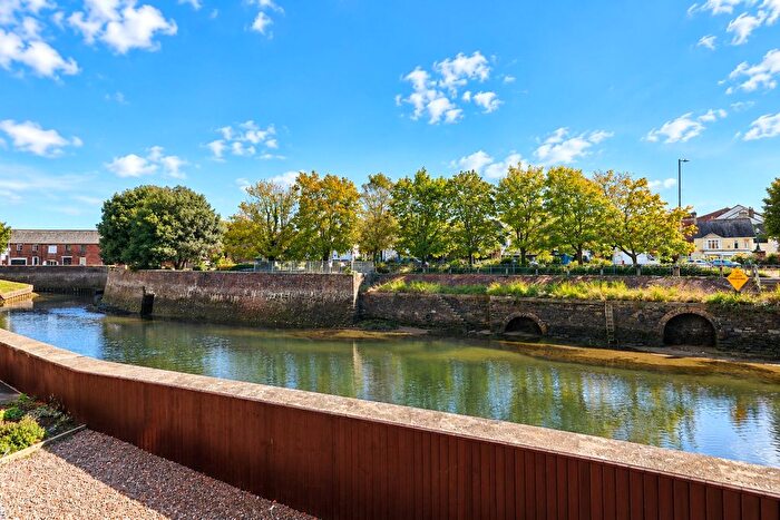 1 Bedroom Flat For Sale In Mills Way, Barnstaple, Devon, EX31
