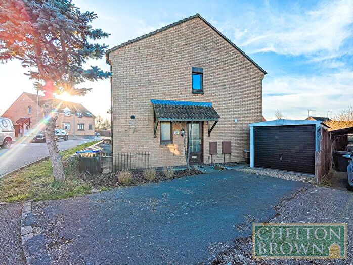 3 Bedroom Detached House For Sale In Quernstone Lane, Northampton, Northamptonshire, NN4