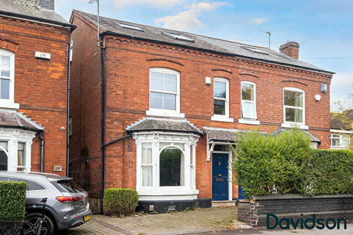 4 Bedroom Semi-Detached House To Rent In Metchley Lane, Metchley Lane, B17