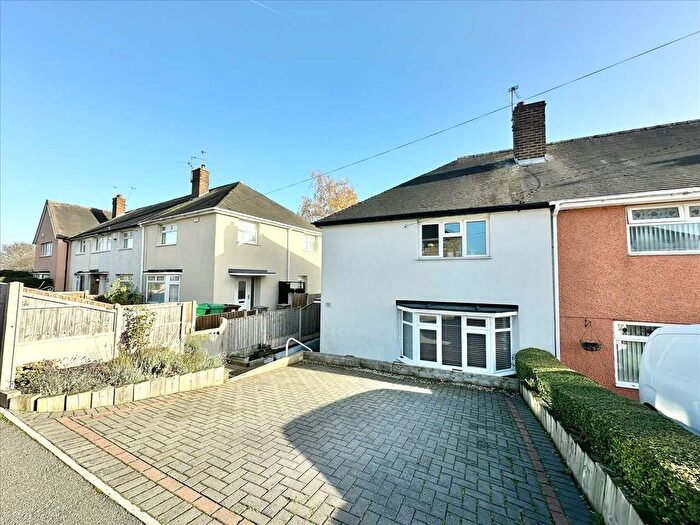3 Bedroom Semi-Detached House For Sale In Thistledown Close, Clifton, Nottingham, NG11
