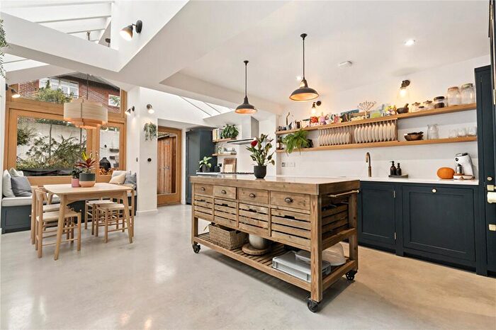 4 Bedroom Terraced House For Sale In Harberson Road, London, SW12