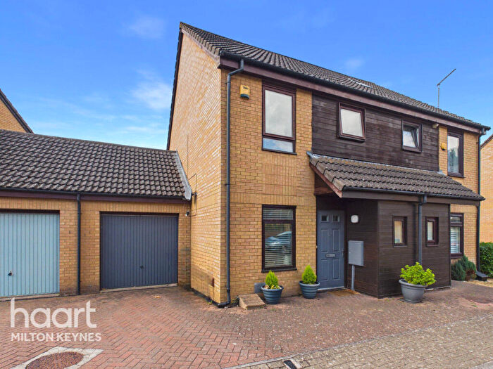 2 Bedroom Semi-Detached House For Sale In Howitt Drive, Milton Keynes, MK13