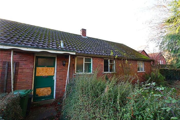 2 Bedroom Bungalow For Sale In Summerpool, Bishops Frome, Worcester, Herefordshire, WR6