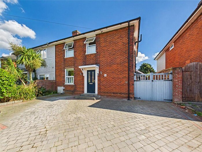 4 Bedroom Semi-Detached House For Sale In Irvine Road, Colchester, Essex, CO3