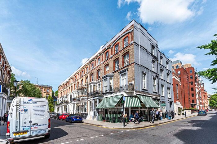 Studio To Rent In Cheniston Gardens, Kensington, London, W8