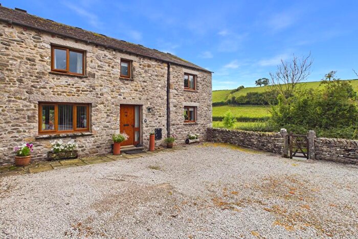 4 Bedroom Barn Conversion For Sale In Stainton Court, Stainton, Kendal, LA8