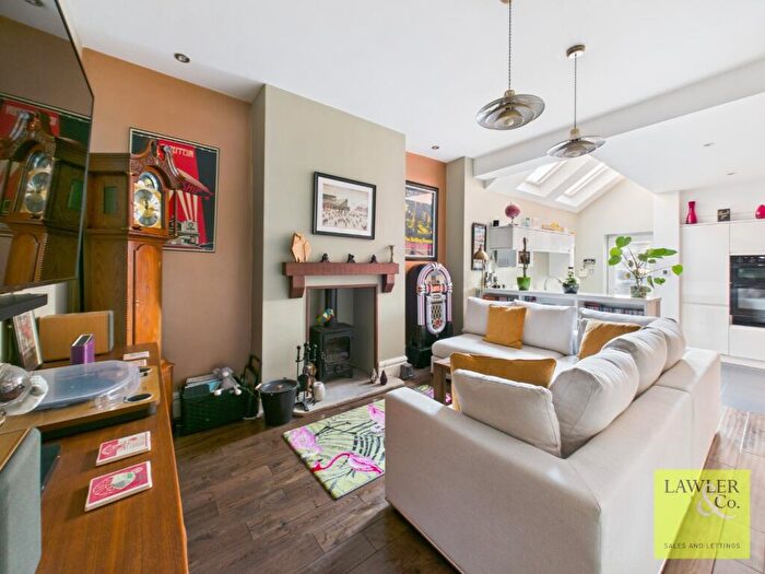 4 Bedroom Terraced House For Sale In Manchester Road, Denton, Manchester, Greater Manchester, M34