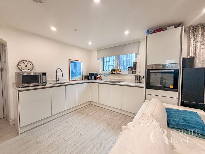 2 Bedroom Flat To Rent In Coombe Rd, Croydon, CR0