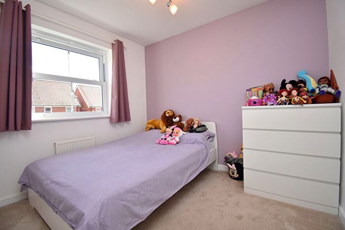 3 Bedroom Semi-Detached House For Sale In Venus Avenue, Biggleswade, SG18