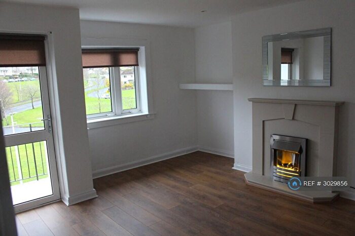 2 Bedroom Flat To Rent In Leitchland Road, Paisley, PA2