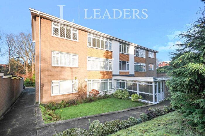 2 Bedroom Flat To Rent In Kingswood Road, Bromley, BR2