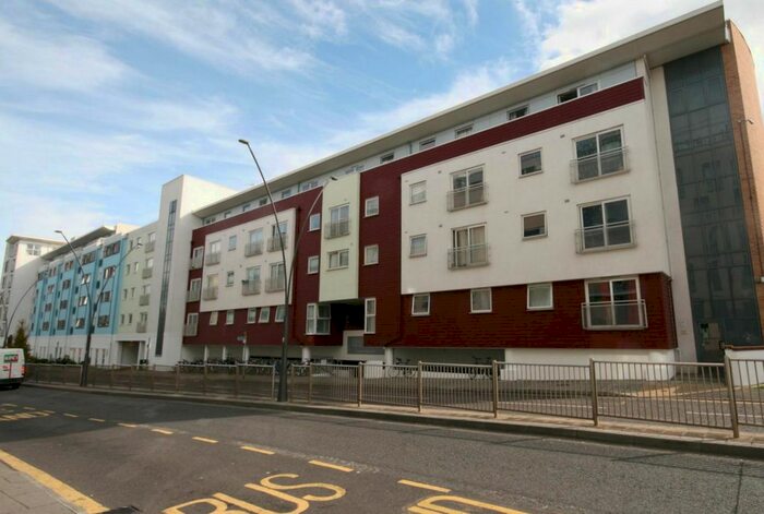 2 Bedroom Flat To Rent In Hudson House, Station Approach, Epsom, KT19