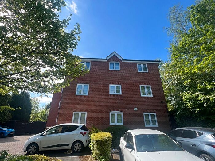 2 Bedroom Flat To Rent In Maypole Close, Birmingham, B14