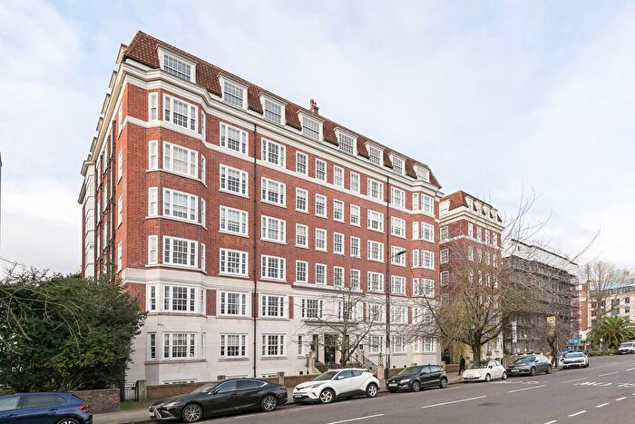 4 Bedroom Flat To Rent In Warwick Gardens, London, W14