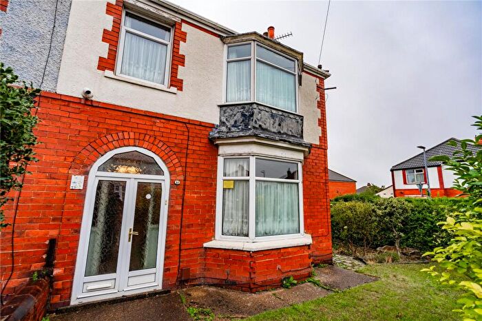 3 Bedroom Semi-Detached House For Sale In Cross Coates Road, Grimsby, Lincolnshire, DN34
