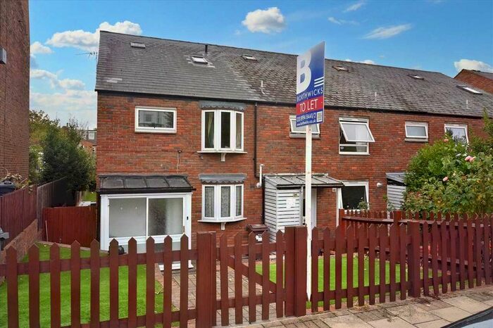 4 Bedroom End Of Terrace House To Rent In Oxford Road South, Chiswick, Chiswick, W4