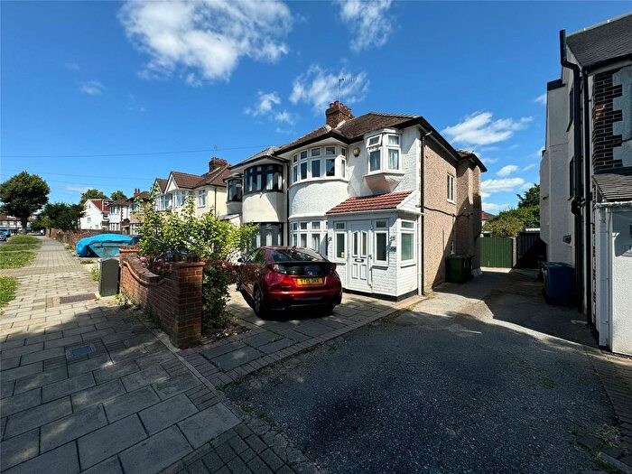 3 Bedroom Semi-Detached House To Rent In Carlyon Avenue, Harrow, HA2