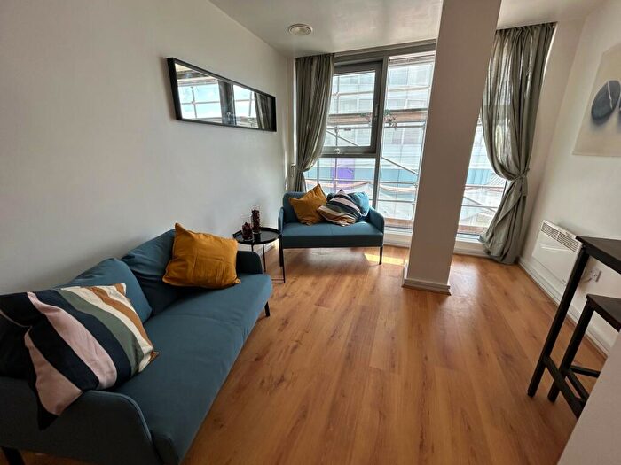 2 Bedroom Apartment To Rent In St. Martins Gate, B2