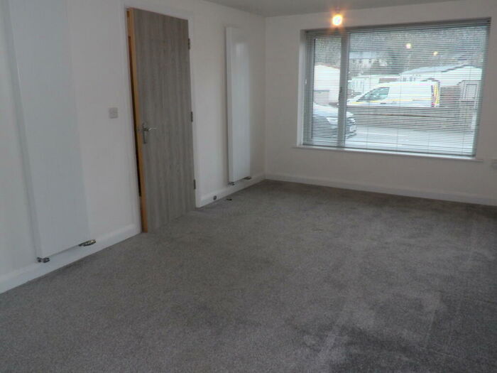 3 Bedroom Semi-Detached House To Rent In Printers Fold, BB7