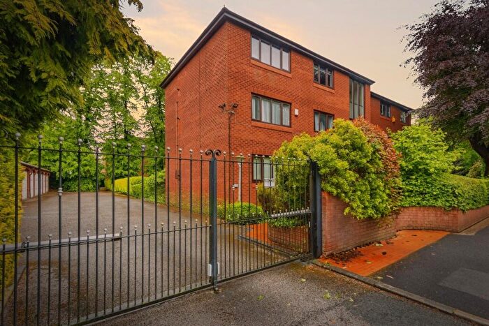 2 Bedroom Flat For Sale In Arundale Avenue, Manchester, Greater Manchester, M16