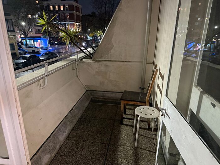 1 Bedroom Flat For Sale In Brunswick Centre, London, WC1N