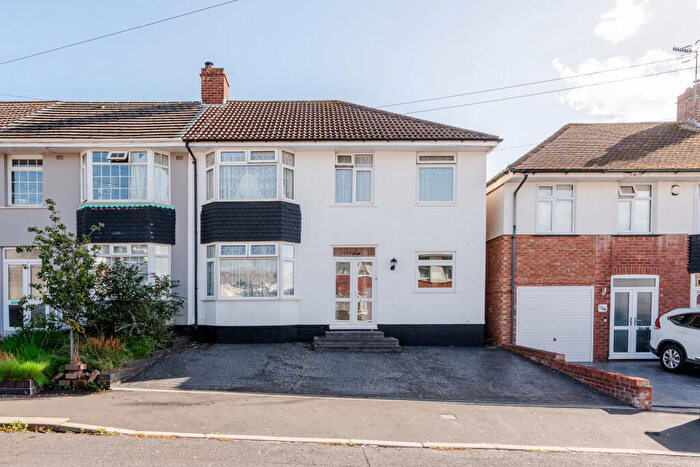 4 Bedroom End Of Terrace House For Sale In Nibley Road, Shirehampton, Bristol, Bristol, BS11