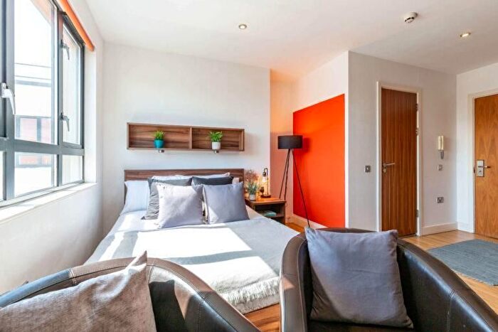 Studio To Rent In King Square, Kingsdown, Bristol, BS2