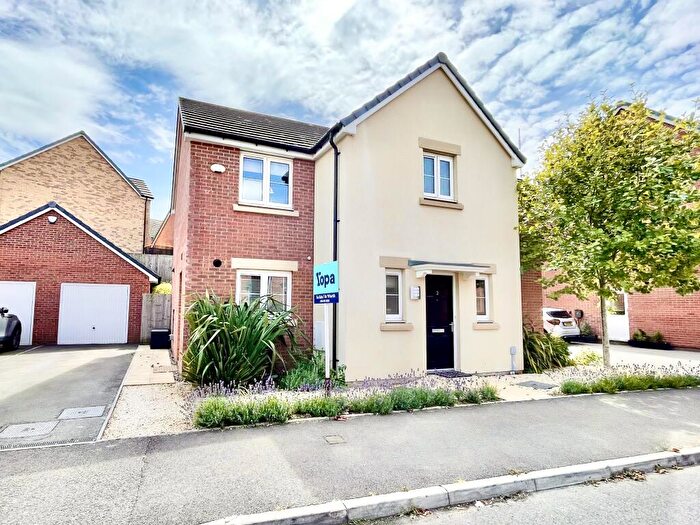 4 Bedroom Detached House For Sale In Harlech Road, Cardiff, CF5