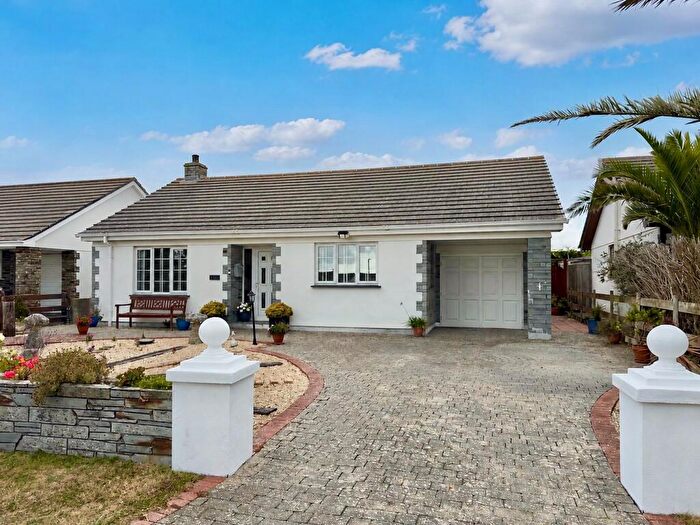 2 Bedroom Detached Bungalow For Sale In Danmore Close, Tintagel, PL34