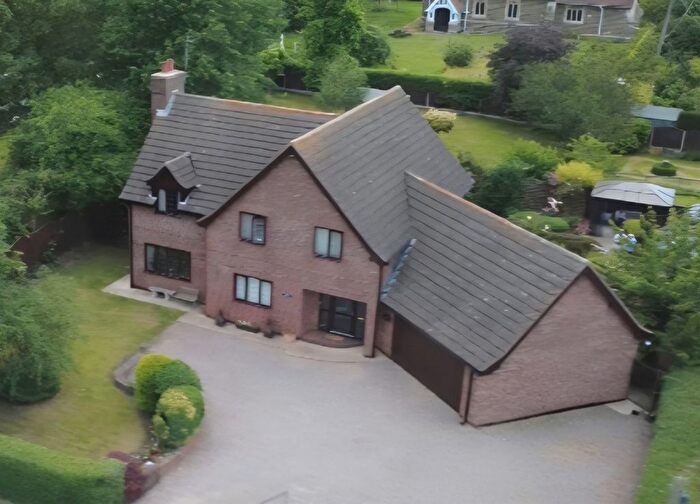 5 Bedroom Detached House For Sale In Main Road, Thornton, Horncastle, LN9