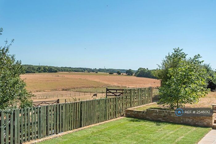 4 Bedroom Detached House To Rent In Skeet Hill Lane, Orpington, BR5