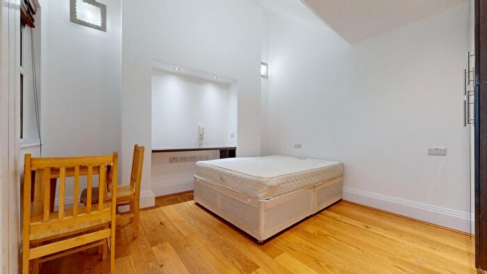 Studio To Rent In West End Lane, London, NW6