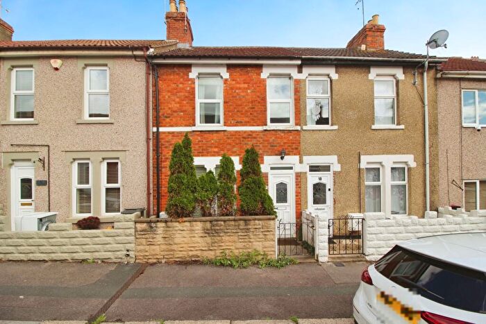 2 Bedroom Terraced House To Rent In Ford Street, Swindon, SN1