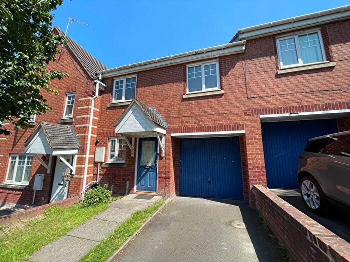 3 Bedroom Terraced House To Rent In Canterbury Close, Birmingham, B23