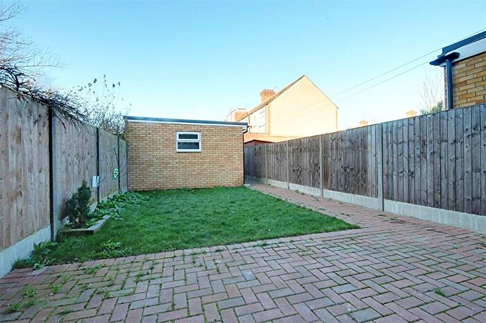 3 Bedroom Terraced House To Rent In Hillside Crescent, Cheshunt, Waltham Cross, Hertfordshire, EN8