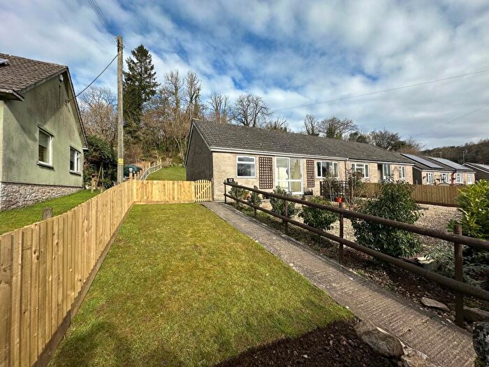 2 Bedroom Bungalow For Sale In Colbourn Close, Gurney Slade, BA3