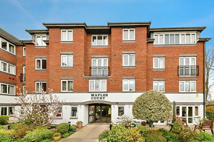 2 Bedroom Flat For Sale In Bedford Road, Hitchin, SG5