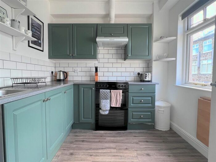 2 Bedroom Flat To Rent In Market Jew Street, Penzance, TR18