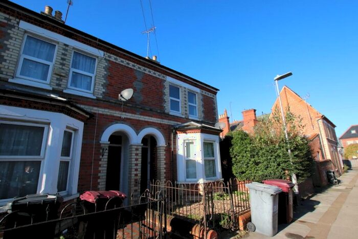 1 Bedroom Flat To Rent In Highgrove Street, Reading, Reading, RG1