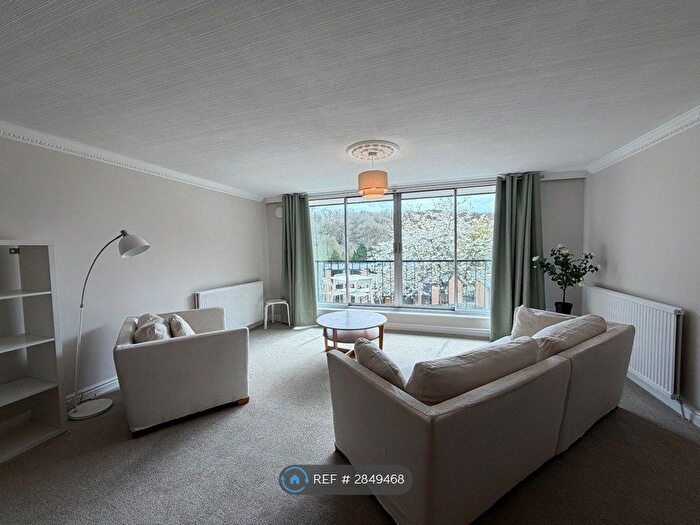 3 Bedroom Flat To Rent In Graham Road, Sheffield, S10